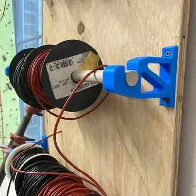 Giá đỡ cuộn dây 5/8" với nắp chặn