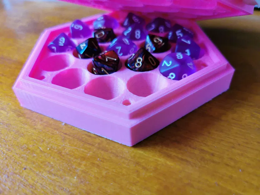 Hộp xúc xắc lục giác cho Vampire the Masquerade - Image 1