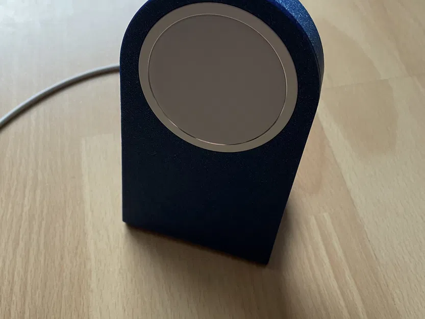 Giá đỡ Iphone 12 MagSafe với nắp từ tính - Image 1