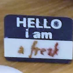 Thẻ tên hài hước cho những người khác biệt