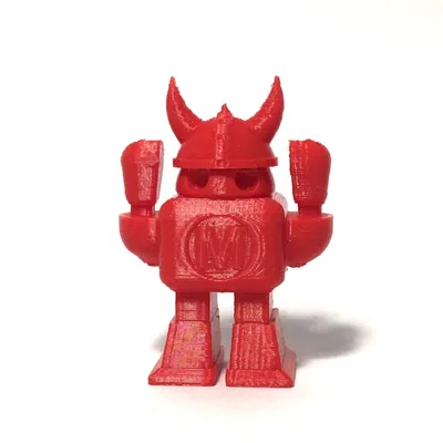 Robot Maker Faire đội mũ bảo hiểm Viking