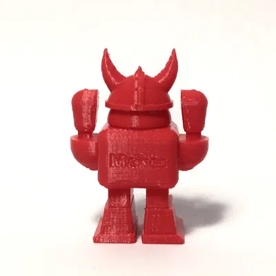 Robot Maker Faire đội mũ bảo hiểm Viking