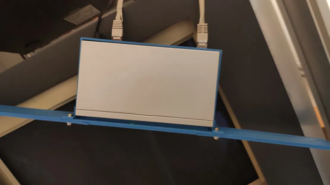 Giá đỡ 1U cho switch để bàn Zyxel 19 - Image 3