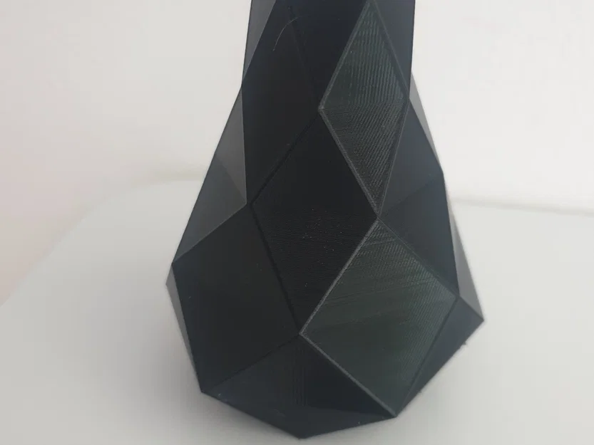 Bình hoa kiểu thấp polygon - Image 1