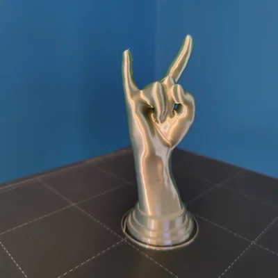 Biểu tượng sừng trên đế trang trí