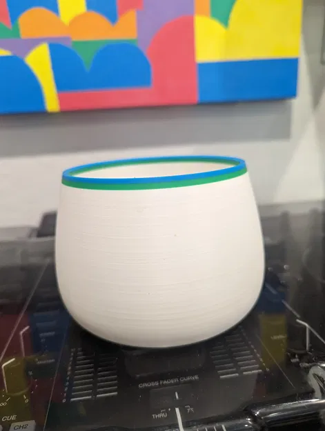 Bình hoa nhiều màu sắc trang trí nội thất - Image 1