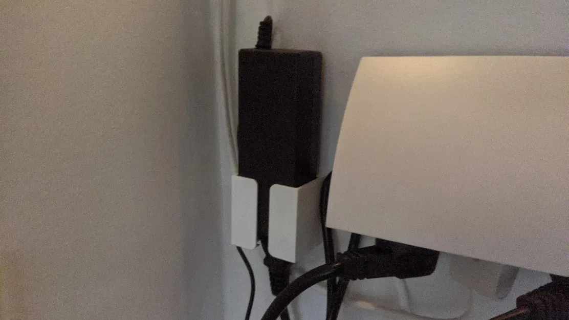 Giá đỡ gắn tường cho bộ nguồn điện năng tùy chỉnh - Image 1