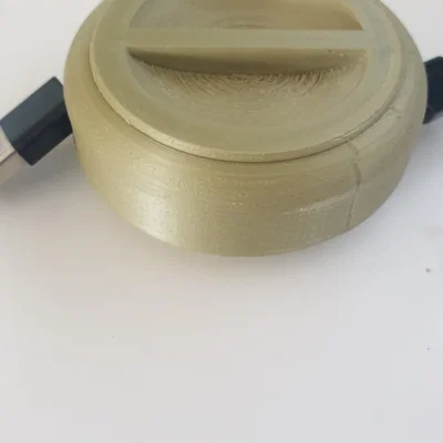 Cuộn cáp USB tiện lợi cho công việc và giải trí