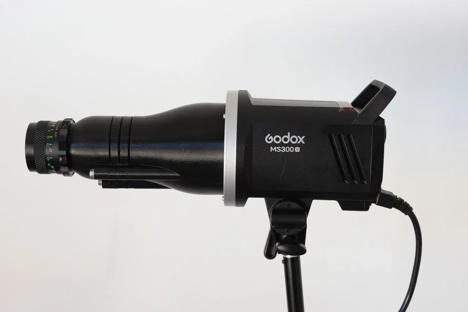 Máy chiếu GoBo cho đèn flash gắn Bowens (Godox MS300V) - Image 3