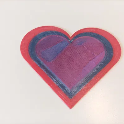 Trái tim đa vật liệu nhiều màu sắc