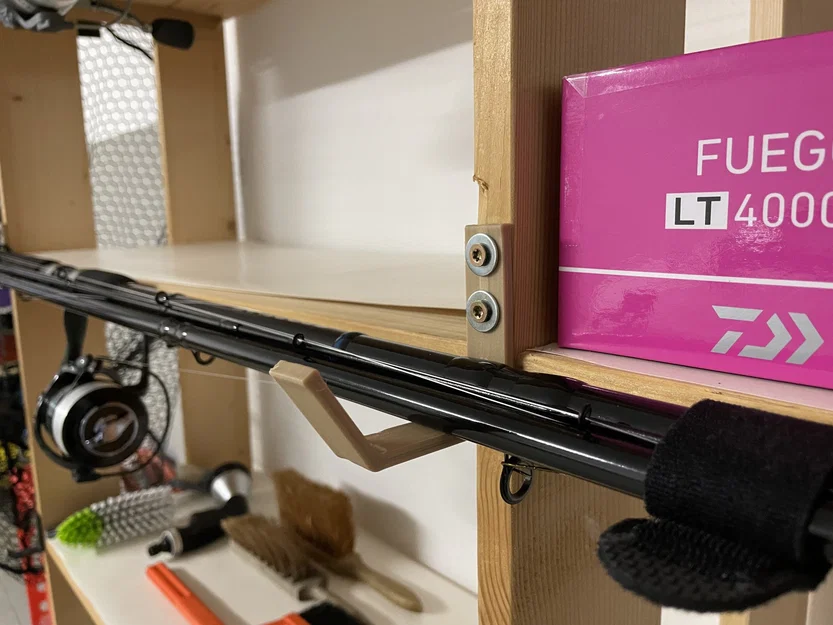 Giá đỡ móc cho cần câu cá trên kệ - Image 1