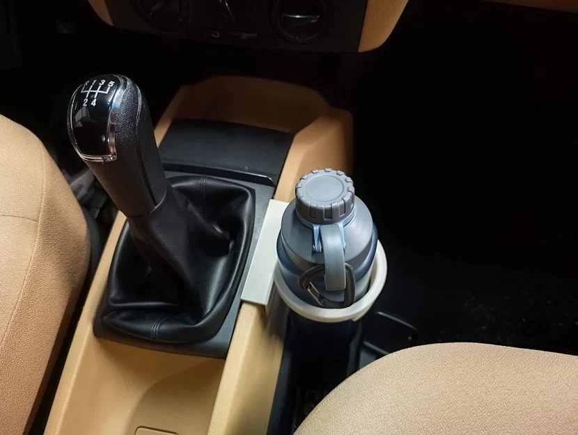 Giá đỡ chai nước trung tâm Skoda Fabia - Image 2