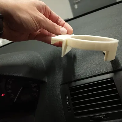 Giá đỡ chai nước trung tâm Skoda Fabia