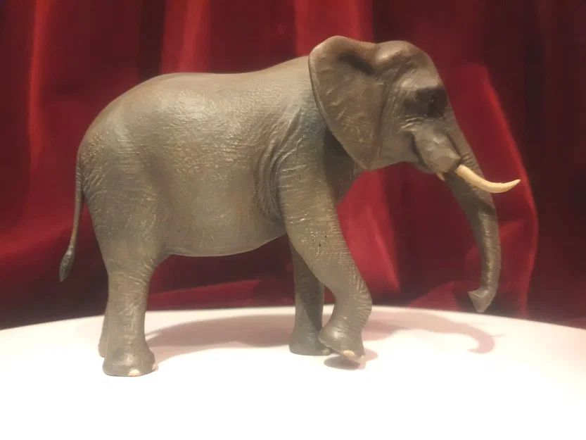 Mô hình voi chi tiết cao với tư thế đi bộ - Image 6