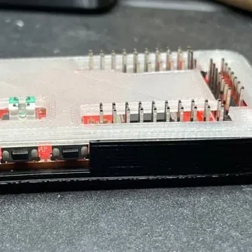 Vỏ bảo vệ Hydrabus lắp ghép dễ dàng