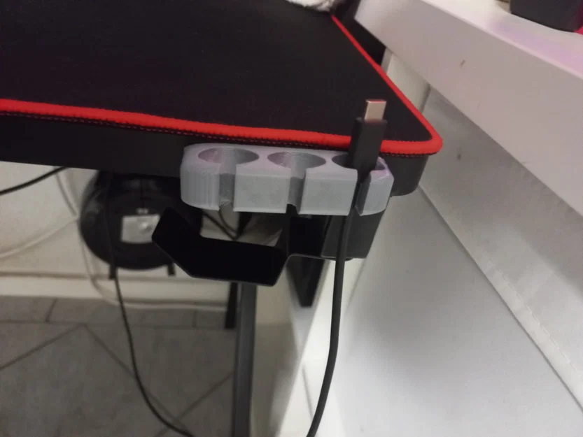 Giá đỡ cáp nhỏ gọn cho tổ chức dây điện - Image 1