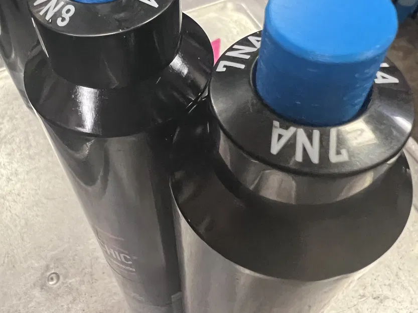 Bộ phân phối vòi nhuộm tóc Goldwell - Image 1