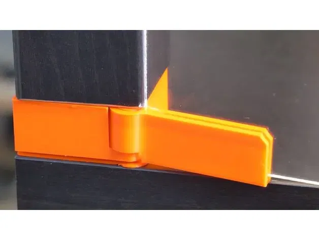 Vỏ bảo vệ cho máy in 3D Prusa i3 MK3 trên bàn Ikea Lack - Image 4