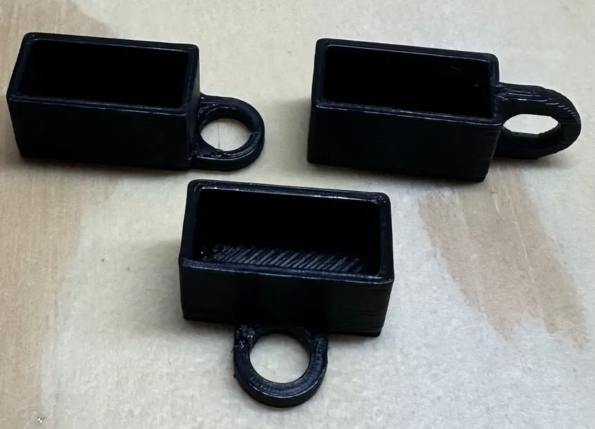 Nắp Anderson Power Pole với vòng treo dây đeo - Image 1