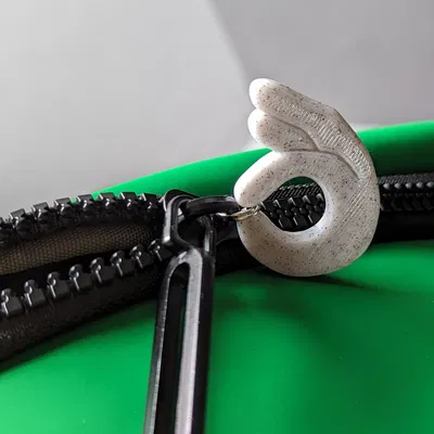 Khóa kéo Okay với vòng kim loại hỗ trợ bền bỉ