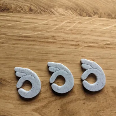 Khóa kéo Okay với vòng kim loại hỗ trợ bền bỉ