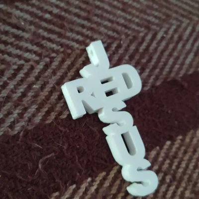 Chìa khóa Chúa Jesus màu đỏ