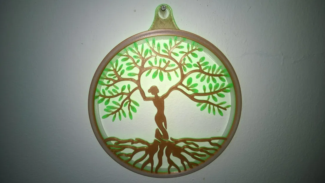 Cây sự sống của người phụ nữ phát sáng trong đêm - Image 1