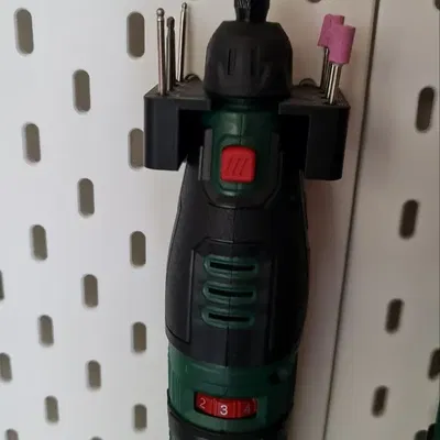 Giá đỡ Dremel Parkside với kệ dụng cụ nhỏ