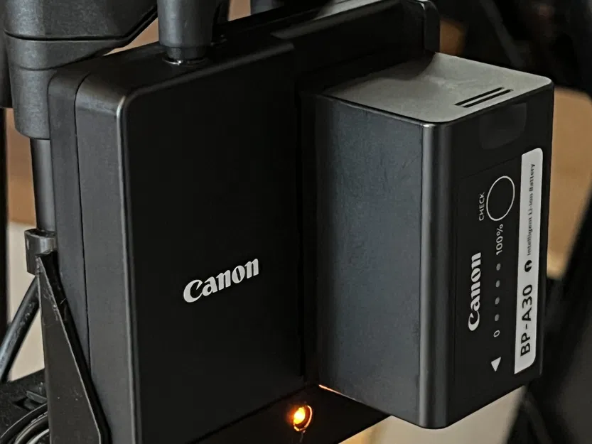 Giá đỡ chân máy Powerbrick cho Canon XF-605 - Image 1