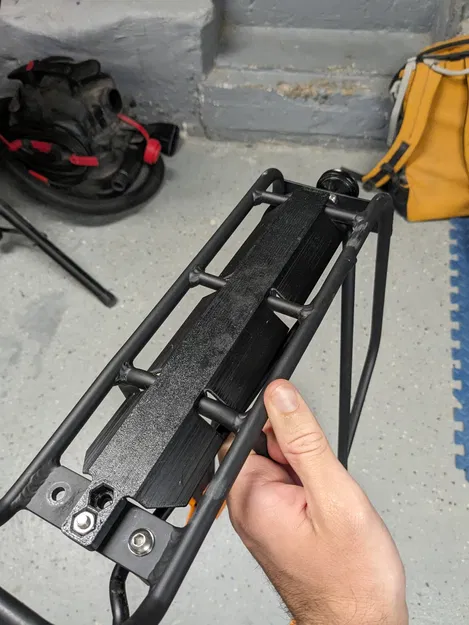 Cản sau Snap-On cho giá đỡ xe đạp Axiom Streamliner Disk DLX - Image 3