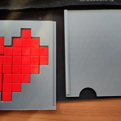 Hộp đựng trò chơi Tetris hình trái tim cải tiến