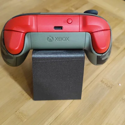 **Bộ điều khiển Xbox hỗ trợ chơi game**