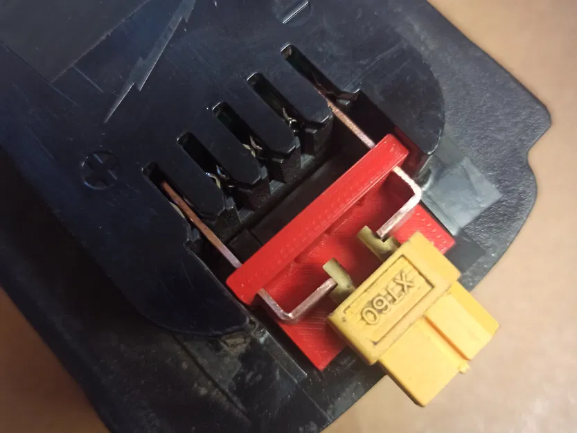 Bộ chuyển đổi pin Milwaukee sang đầu nối XT60 - Image 6