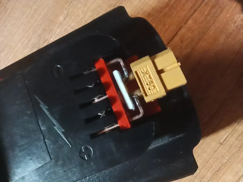 Bộ chuyển đổi pin Milwaukee sang đầu nối XT60 - Image 12