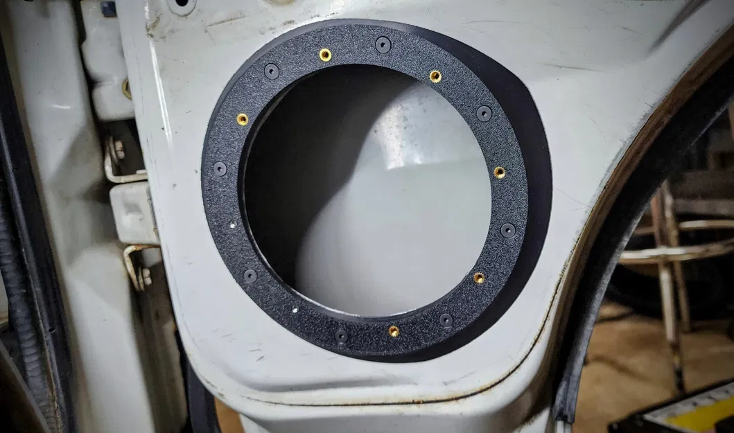 Vòng lắp loa 6.5" cho cửa Diahatsu Hijet 1997 - Image 1