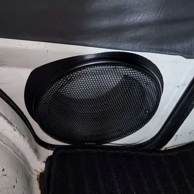 Vòng lắp loa 6.5" cho cửa Diahatsu Hijet 1997