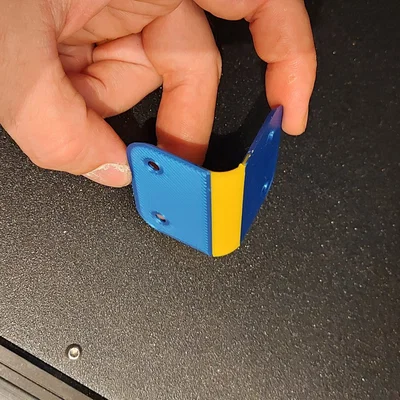 Bản lề linh hoạt TPU/PLA cho cửa nhỏ