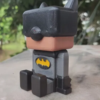 Figurine mini cube Batman làm từ Tinkercad