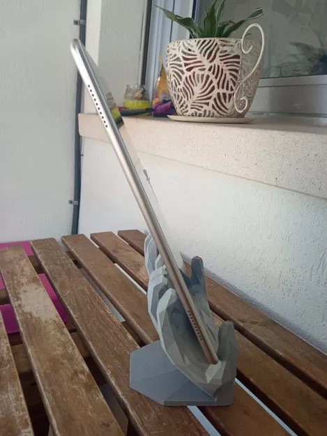 Giá đỡ tay low poly cho Kindle, tablet và điện thoại di động - Image 14