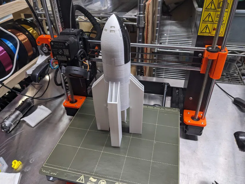 Tên lửa phiên bản 2 - Friede từ Người phụ nữ trên Mặt trăn... - Image 1