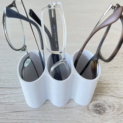 Giá đỡ kính với nhiều kích thước cho một đến ba cặp kính