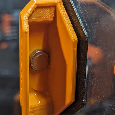 Cửa bảo vệ cho máy in 3D giúp bảo vệ khỏi gió và bụi