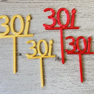 Trang trí bánh sinh nhật 30 tuổi với 2 kích thước khác nhau