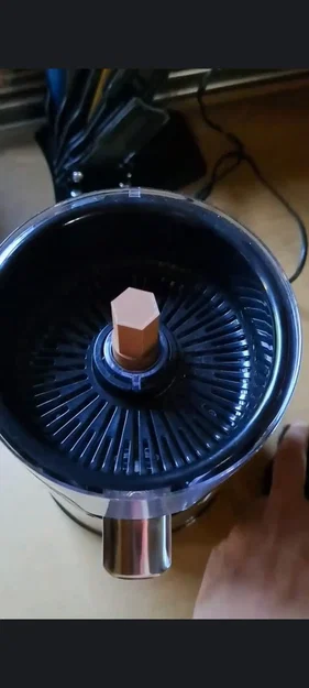 Trục động cơ thay thế cho máy vắt cam Arendo - Image 1