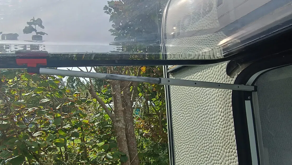 Giá đỡ cửa sổ cho xe caravan và xe hơi - Image 6