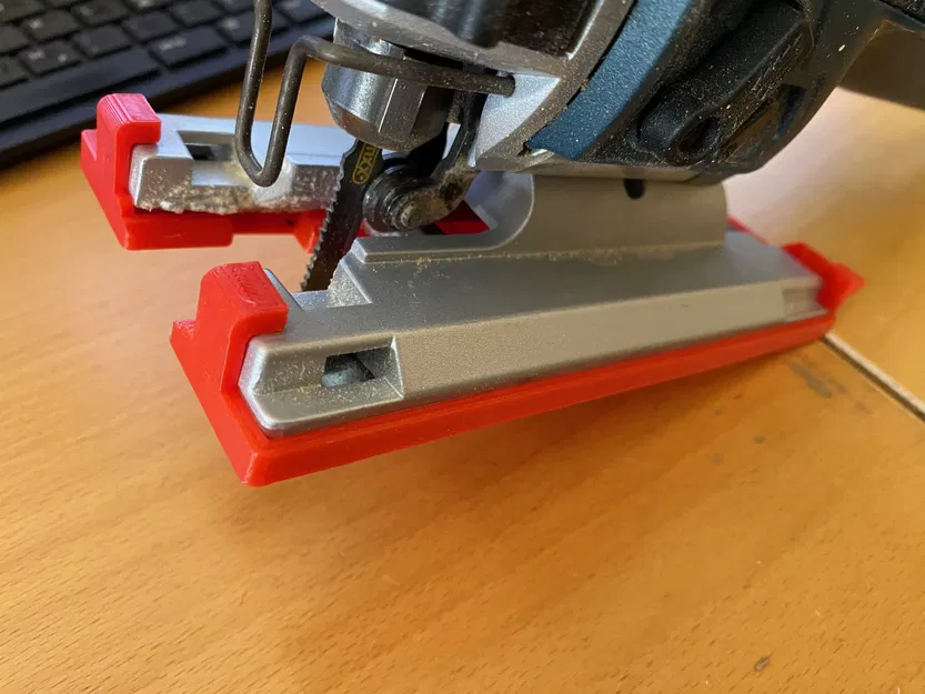 Bảng trượt cho máy cưa Bosch GST 150 CE - Image 2