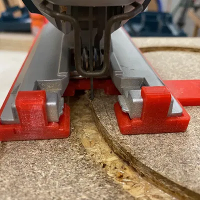 Bảng trượt Bosch GST 150 CE cho loa siêu trầm 8 inch