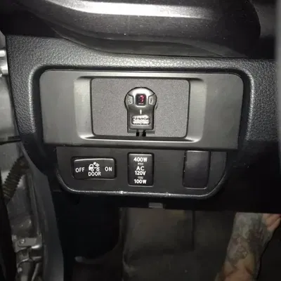 Bảng để đồ trung tâm Sprint Booster cho Tacoma thế hệ thứ 3