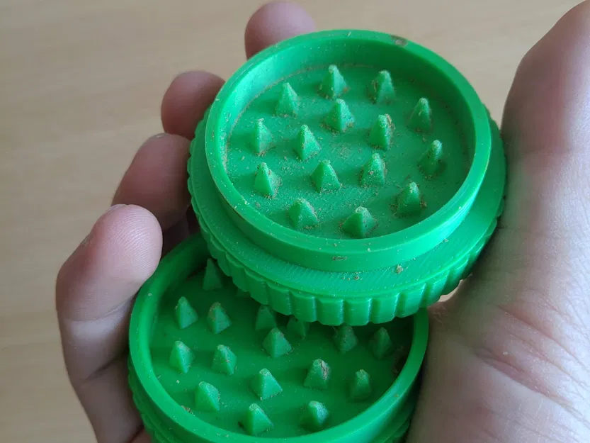 Máy xay cần sa với thiết kế tối ưu và hiệu suất tuyệt vời - Image 1