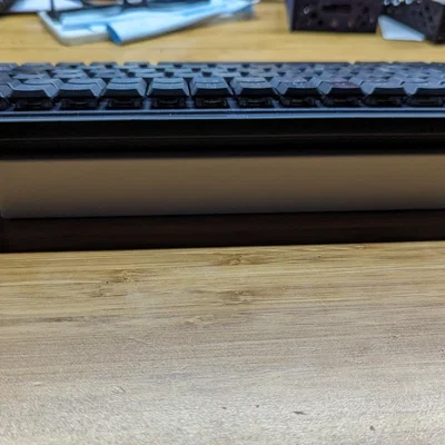 Giá đỡ nâng cao góc độ bàn phím cơ Logitech MX Mini